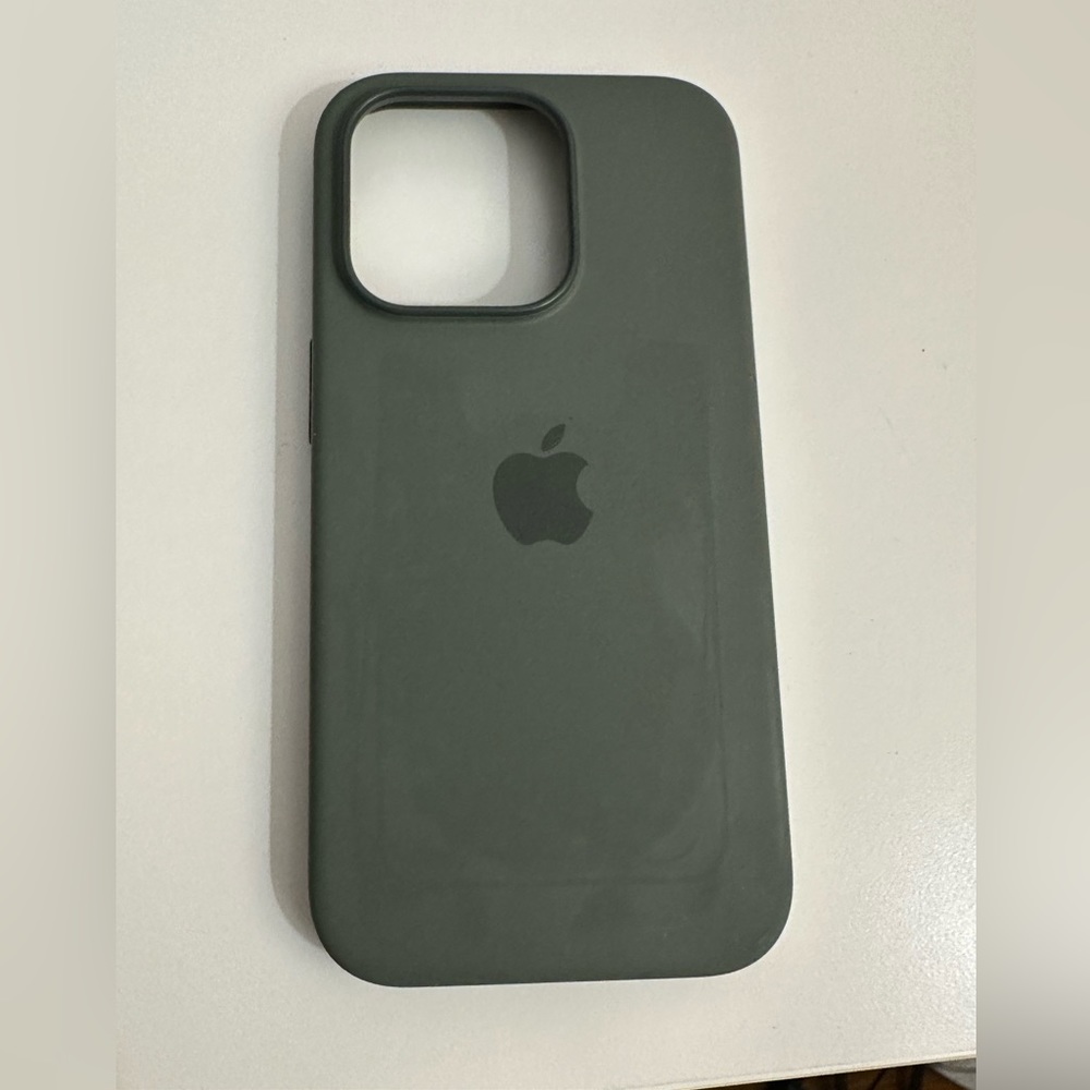Apple silicone case